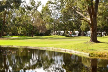 Foster golf club lake, image courtesy Foster Golf Club